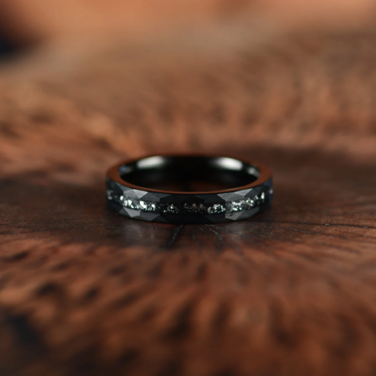 Crushed Meteorite Hammered Tungsten Women's Wedding Band 4MM - PRISTINE RINGS