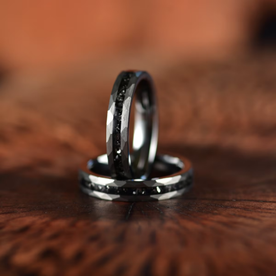 Grey Hammered Tungsten Meteorite Women's Wedding Band 4MM - PRISTINE RINGS
