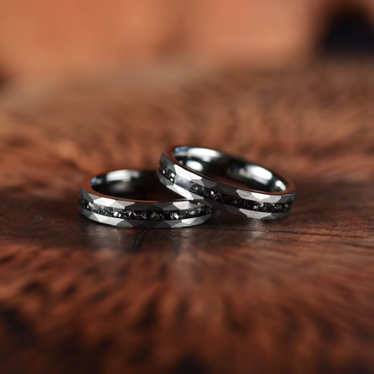 Grey Hammered Tungsten Meteorite Women's Wedding Band 4MM - PRISTINE RINGS