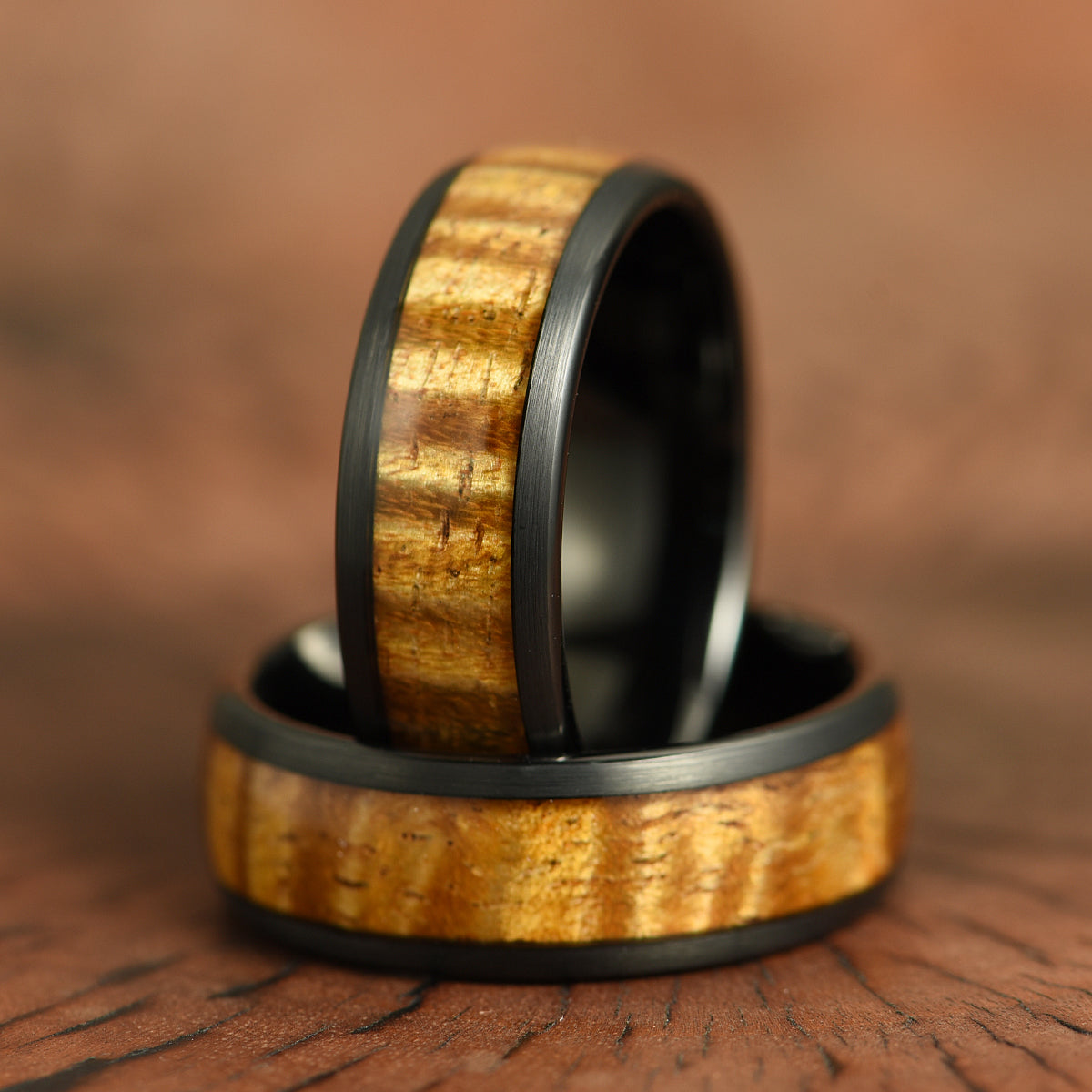 Hawaiian Koa Wood Black Tungsten Mens Wedding Band 8MM Pristine